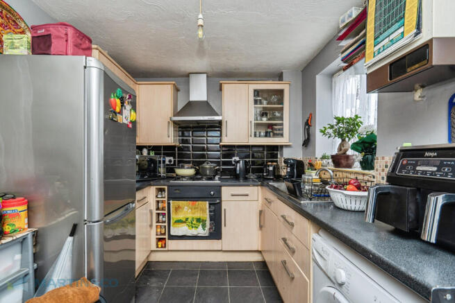 gu228ef-fa-dsc065...