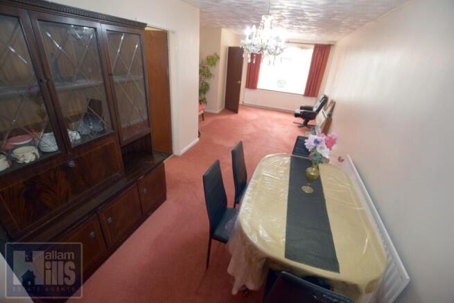 3 bed Semi-Detached to rent Image 5