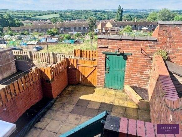 2 bed Terraced for sale Image 8