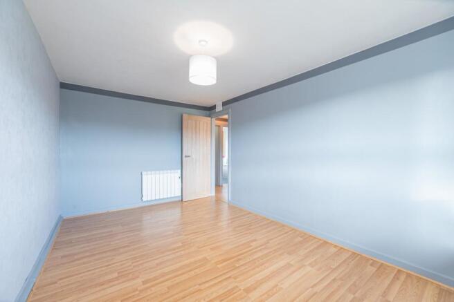 8. Bedroom 1 (2).jpg