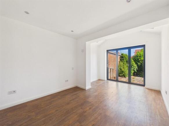 2 bed Detached Bungalow for sale Image 7