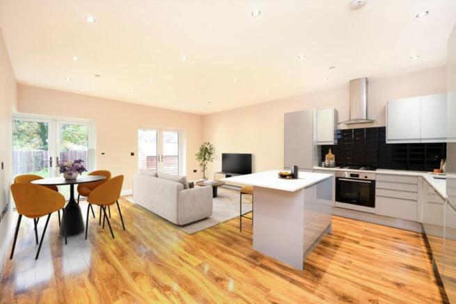 3-bed bungalow on Hythe Road, Thornton Heath, £500,000