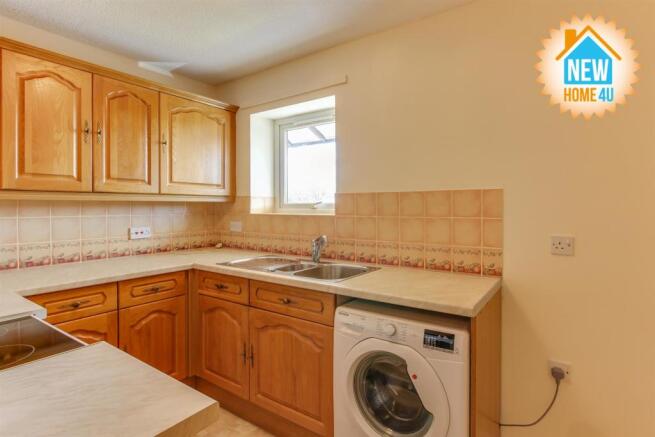 KITCHEN: