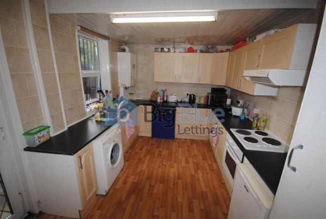 7 bed Terraced to rent Image 5