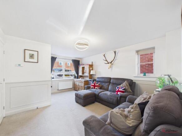 3 bed Semi-Detached for sale Image 5