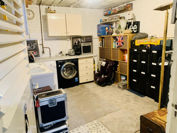 Photo 18