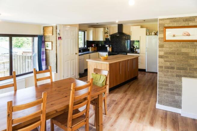 Kitchen/Breakfast