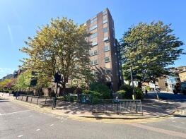 31, 52 St Mary-le-park Court, Parkgate Road, London SW11 4PJ