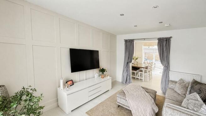 4 bed Detached for sale Image 7