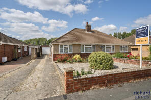 5, Eastville Road, Haydon Wick, Swindon SN25 3BA