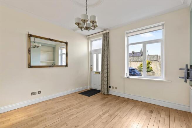 3 bed Terraced for sale Image 4