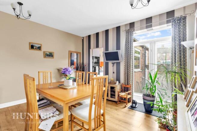 2 bed Terraced for sale Image 6