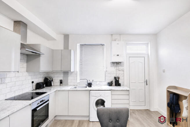 3 bed Terraced for sale Image 7