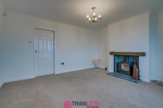 3 bed Semi-Detached for sale Image 4