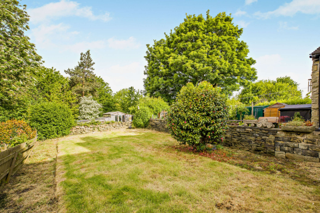 2 bed Terraced for sale Image 5