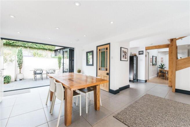 Kitchen/Breakfast Rm