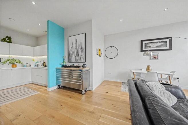 1 bed Apartment for sale Image 4