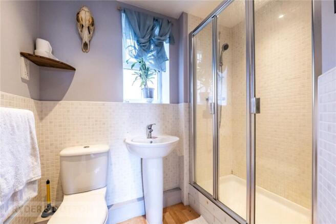 2 bed Apartment for sale Image 10