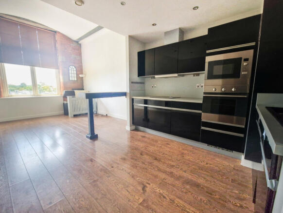 Living/Kitchen Area