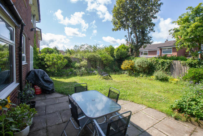 Dunscar Close, Whitefield,Manchester, M45 photo 4