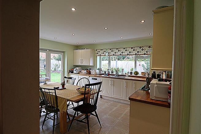 kitchen3.JPG