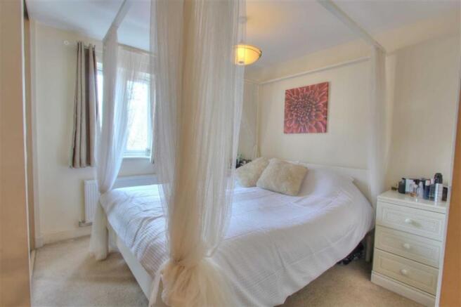 Bedroom 1: