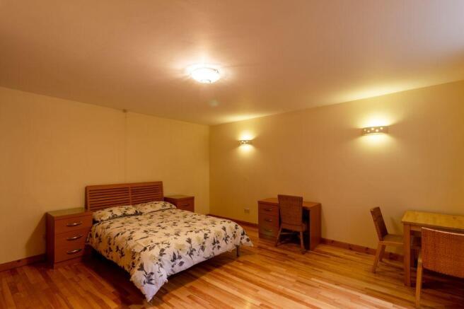 Bedroom 1 (Double)