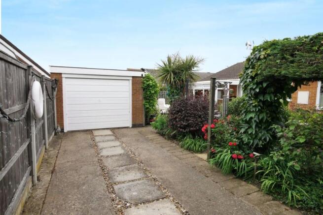 Detached Garage