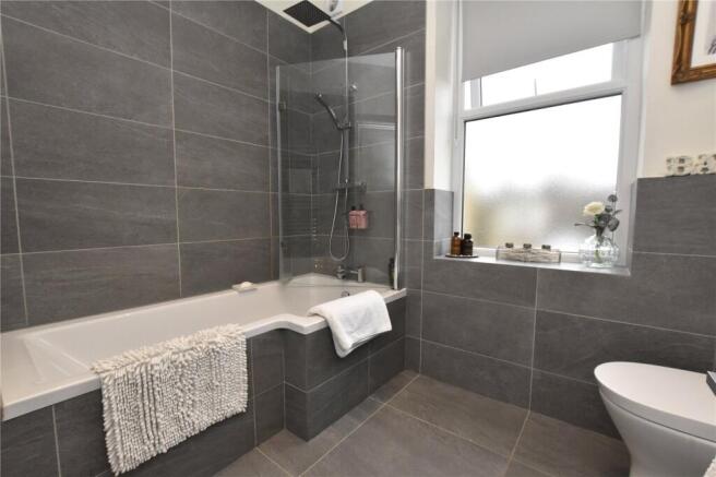 3 bed Terraced for sale Image 7