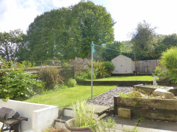 REAR GARDEN (Phot...