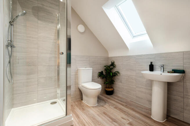 4 bed Detached for sale Image 12
