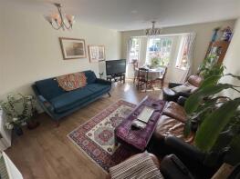 Flat 6, 4 Ambleside House, Gibbs Green, Edgware HA8 9PR