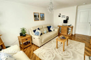 16, Harrier Avenue, Hengoed CF82 6BD