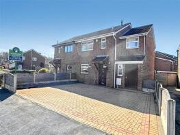 46, Hazel Avenue, Whinmoor, Leeds LS14 2HW