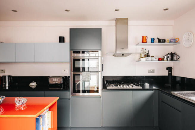 Gellatly Road, London SE14 (JE Edit) (24).jpg