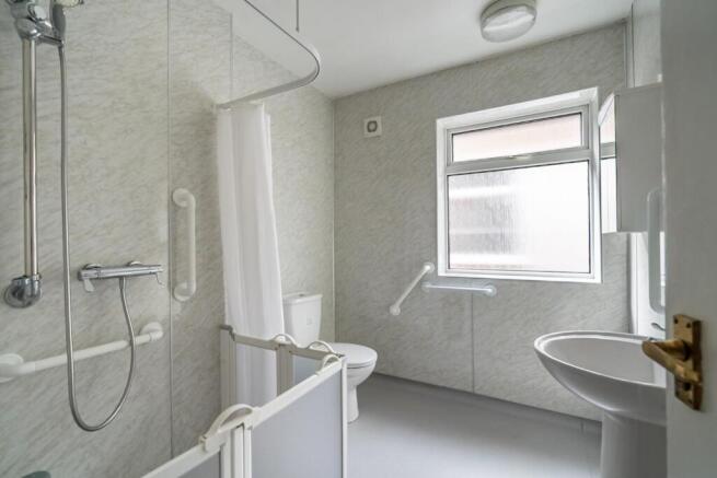 3 bed Detached Bungalow for sale Image 7