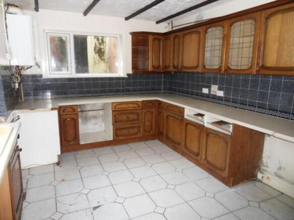 <p>Kitchen</p>