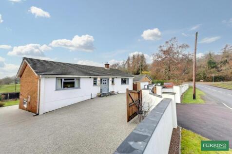 Woodgate Road, Mile End, Coleford, Gloucestershire. GL16 7QJ