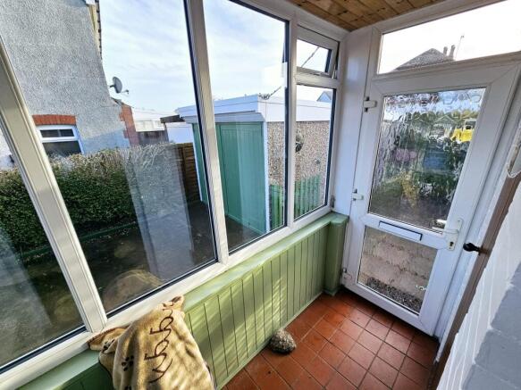 4 bed Detached Bungalow for sale Image 7