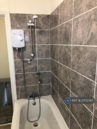 Upstairs Bathroom 