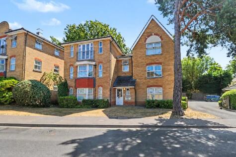 Pembroke Court, Oriental Road, Woking, Surrey, GU22
