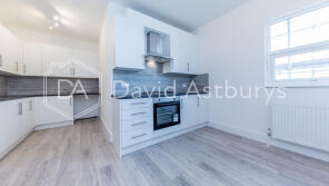 109, Turnpike Lane, Wood Green, London N8 0DU