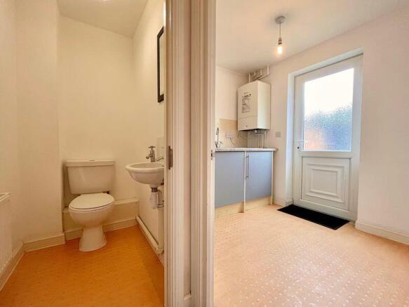 Cloakroom/Utility