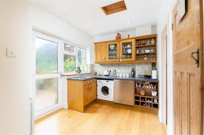 Kitchen (2)