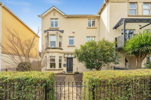 34, Phoenix Way, Portishead BS20 7JX