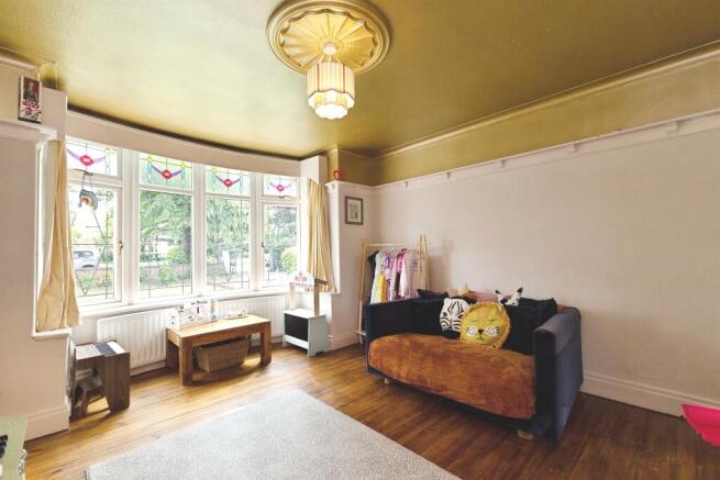 3 bed Semi-Detached for sale Image 5