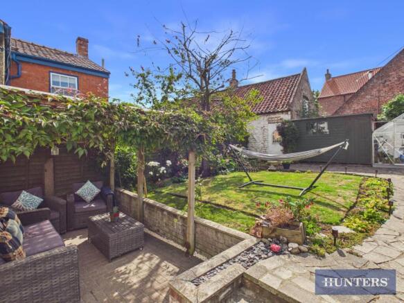 3 bed Terraced for sale Image 4