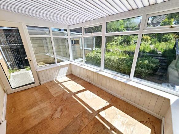 3 bed Semi-Detached Bungalow for sale Image 9