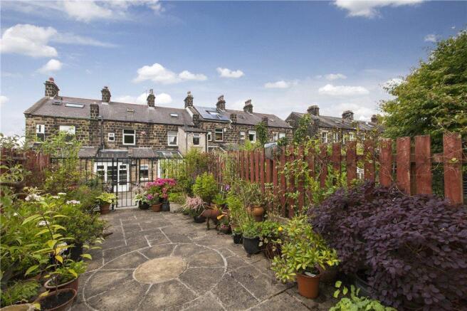 Rear Patio Garden