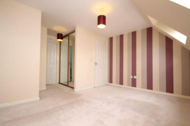 3 bed Terraced for sale Image 6